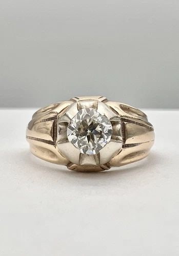 ANTIQUE ART DECO 14K YELLOW GOLD .90CT OLD EUROPEAN CUT DIAMOND MEN'S RING: ANTIQUE ART DECO 14K YELLOW GOLD .90CT OLD EUROPEAN CUT DIAMOND MEN'S RING Antique Art Deco 14K Yellow Gold .90ct Old European Cut Diamond Men's Ring Size: 9.5- Can Be Sized Weight is 7.6 Grams on My 