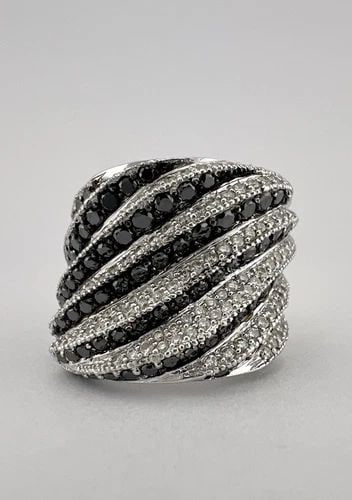 DESIGNER 14K WHITE GOLD BLACK WHITE DIAMOND COCKTAIL WIDE BAND ZEBRA RING 19.2G: DESIGNER 14K WHITE GOLD BLACK WHITE DIAMOND COCKTAIL WIDE BAND ZEBRA RING 19.2G Designer 14K White Gold Black & White Diamond Cocktail Wide Band Zebra Ring 19.2g Ring Size: 7.5 - Can Be Resized - Face