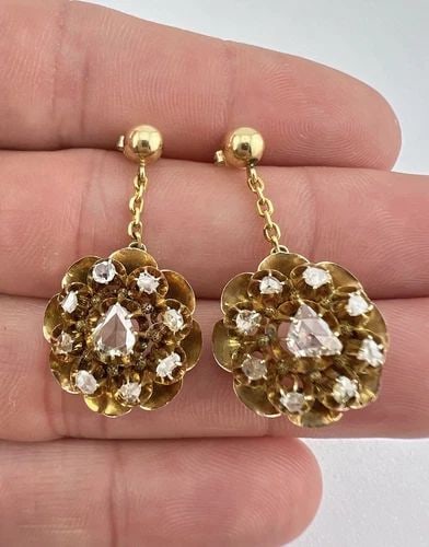 ANTIQUE VICTORIAN GOLD NATURAL ROSE CUT DIAMOND CLUSTER CLAW SET DROP EARRING: Antique Victorian Gold Natural Rose Cut Diamond Cluster Claw Set Drop Earring Size: 1 3/8" Tall With Dangle By 3/4" Wide At The Base Metal: Test Different Kt in Different Spots - Guaranteed Real Gold 