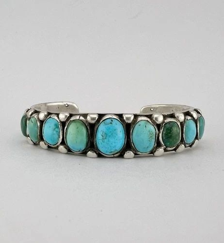 OLD 1930S NAVAJO COIN SILVER INGOT CERRILLOS TURQUOISE STAMPED CUFF BRACELET 53G (1 of 2)