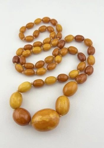 62.4G - ANTIQUE BUTTERSCOTCH EGG YOLK BALTIC AMBER SWIRL ROUND BEAD NECKLACE 34": 62.4G - ANTIQUE BUTTERSCOTCH EGG YOLK BALTIC AMBER SWIRL ROUND BEAD NECKLACE 34" 62.4g - Antique Butterscotch Egg Yolk Baltic Amber Swirl Round Bead Necklace 34" Necklace Size: Around 34" Long - No Cl
