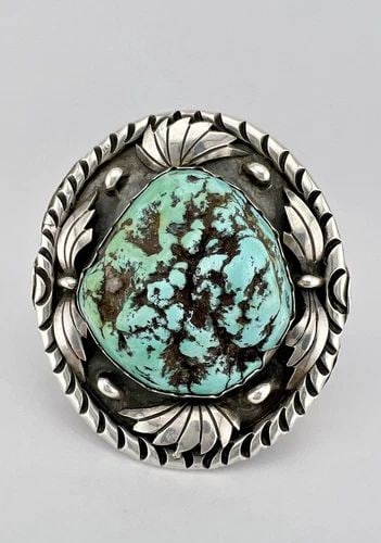 HUGE VTG NAVAJO STERLING SILVER SEAFOAM TURQUOISE STAMPED CUFF BRACELET 197.5G: HUGE VTG NAVAJO STERLING SILVER SEAFOAM TURQUOISE STAMPED CUFF BRACELET 197.5G Huge Vtg Navajo Sterling Silver Seafoam Turquoise Stamped Cuff Bracelet 197.5g Cuff is 5" tip to Tip and has a 1 3/4" Adj