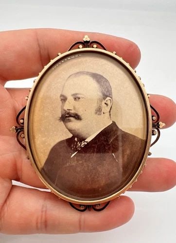 3" VICTORIAN ETRUSCAN 14K YELLOW GOLD DOUBLE SIDED PHOTO LOCKET PIN BROOCH 50G (1 of 2)