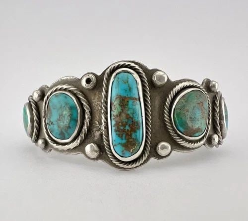 1940S NAVAJO COIN SILVER INGOT NATURAL CERRILLOS TURQUOISE STAMPED CUFF BRACELET (1 of 2)
