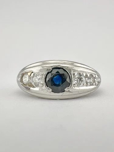 ANTIQUE ART DECO 900 PLATINUM OLD EUROPEAN CUT DIAMOND & SAPPHIRE GYPSY RING: ANTIQUE ART DECO 900 PLATINUM OLD EUROPEAN CUT DIAMOND & SAPPHIRE GYPSY RING Antique Art Deco 900 Platinum Old European Cut Diamond & Sapphire Gypsy RingMetal: 90% - 900 - Platinum - Hallmarked & Test