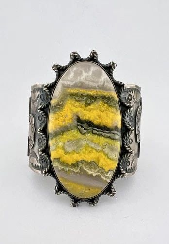 HUGE CHIMNEY BUTTE NAVAJO STERLING YELLOW JASPER THUNDERBIRD CUFF BRACELET 182G (1 of 2)