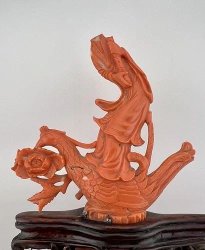 ANTIQUE QING DYNASTY CHINESE CORAL CARVED LADY GOD & PHOENIX FENGHUANG STATUE 5": ANTIQUE QING DYNASTY CHINESE CORAL CARVED LADY GOD & PHOENIX FENGHUANG STATUE 5" Antique Qing Dynasty Chinese Coral Carved Lady God & Phoenix Fenghuang Statue 5" Coral Size is Around 5" Tall By 4 3/4"