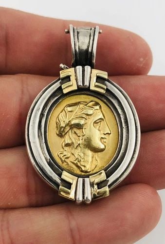 ESTI FREDERICA 18K YELLOW GOLD & STERLING SILVER ROMAN GREEK INTAGLIO PENDANT: ESTI FREDERICA 18K YELLOW GOLD & STERLING SILVER ROMAN GREEK INTAGLIO PENDANT Esti Frederica 18k Yellow Gold & Sterling Silver Roman Greek Intaglio Pendant Size: Almost 2" Tall With Bail By Almost 1 1