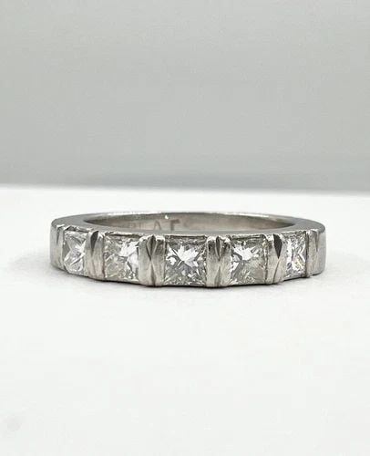 DESIGNER PLATINUM .50CT PRINCESS CUT DIAMOND ENGAGEMENT 5 STONE BAND RING: DESIGNER PLATINUM .50CT PRINCESS CUT DIAMOND ENGAGEMENT 5 STONE BAND RING Designer Platinum .50ct Princess Cut Diamond Engagement 5 Stone Band Ring Ring Size 4.75 - Can Be Resized Weight is 5.7 Grams 