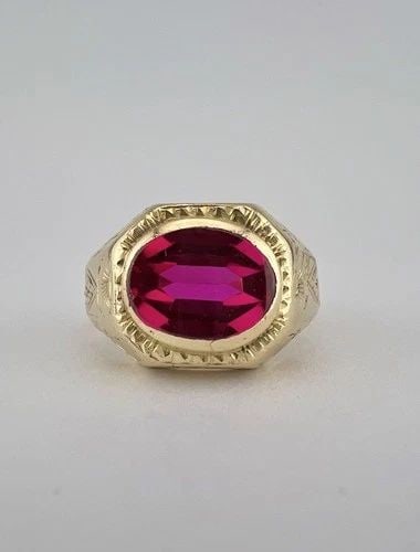 ANTIQUE VICTORIAN 14K YELLOW GOLD OLD CUT SYNTHETIC LAB RUBY SIGNET PINKY RING (1 of 2)