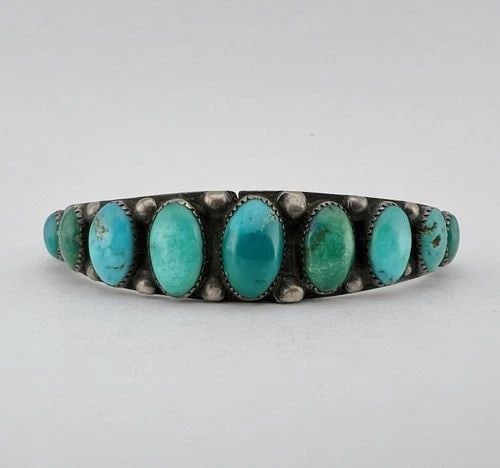 OLD 1940S NAVAJO COIN SILVER INGOT CERRILLOS TURQUOISE STAMPED CUFF BRACELET: OLD 1940S NAVAJO COIN SILVER INGOT CERRILLOS TURQUOISE STAMPED CUFF BRACELET OLD 1940s Navajo Coin Silver Ingot Cerrillos Turquoise Stamped Cuff Bracelet Cuff is Around 5 7/8" tip to Tip and has a 1 1