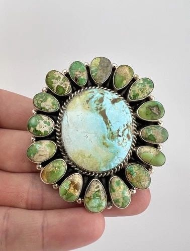 HUGE 53.5G LUCINDA LINKIN NAVAJO HIGH GRADE SONORAN GOLD TURQUOISE CLUSTER RING: HUGE 53.5g Lucinda Linkin Navajo High Grade Sonoran Gold Turquoise Cluster Ring Ring Size: 9.5 - Can Be Re Sized Weight is 53.5 Grams on my scale Metal: Sterling Silver Ring is Over 2 1/2" Tall In the