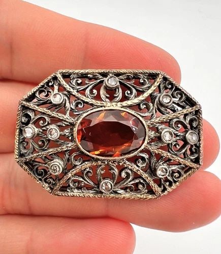 VICTORIAN 14K GOLD & SILVER MADEIRA CITRINE TOPAZ & ROSE CUT DIAMOND PIN BROOCH: VICTORIAN 14K GOLD & SILVER MADEIRA CITRINE TOPAZ & ROSE CUT DIAMOND PIN BROOCH Antique Victorian 14k Gold & Silver Madeira Citrine Topaz & Rose Cut Diamond Pin Brooch Size: 1 1/8" Tall By 1 5/8" Wide