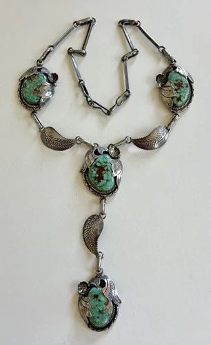 HUGE MORTY JOHNSON NAVAJO STERLING SILVER CARICO LAKE TURQUOISE DANGLE NECKLACE: HUGE MORTY JOHNSON NAVAJO STERLING SILVER CARICO LAKE TURQUOISE DANGLE NECKLACE HUGE Vtg Morty Johnson Navajo Sterling Silver Carico Lake Turquoise Dangle Necklace MEASUREMENTS: Necklace measures 23" 