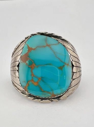 VTG ANDREW ALVARY NAVAJO STERLING SILVER ROYSTON TURQUOISE CUFF BRACELET 103.2G: VTG ANDREW ALVARY NAVAJO STERLING SILVER ROYSTON TURQUOISE CUFF BRACELET 103.2G Vtg Andrew Alvary Navajo Sterling Silver Royston Turquoise Cuff Bracelet 103.2g Cuff is 5 3/8" tip to Tip and has a 1 3/
