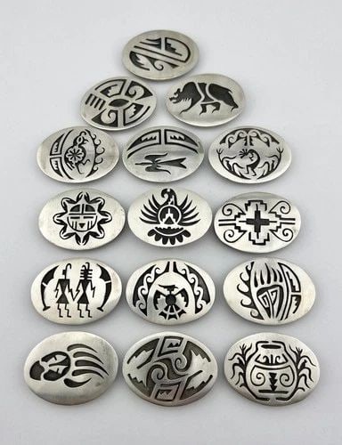 VTG HOPI STERLING SILVER 15 TRIBAL SYMBOLS OVERLAY DETAILED CONCHO BELT 177.6G: VTG HOPI STERLING SILVER 15 TRIBAL SYMBOLS OVERLAY DETAILED CONCHO BELT 177.6G Vtg Hopi Sterling Silver 15 Tribal Symbols Overlay Detailed Concho Belt 177.6g Buckle / Concho Size: 1 5/8" Wide by 1 1/4