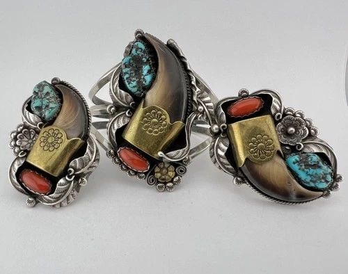 3) VTG NAVAJO STERLING SILVER TURQUOISE CORAL PENDANT & CUFF BRACELET & RING SET (1 of 2)