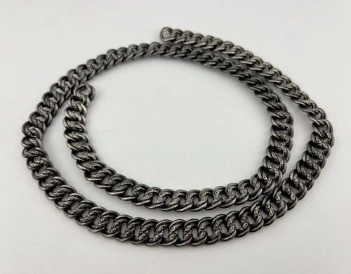 RARE ANTIQUE 1800'S VICTORIAN ENGLISH STERLING SILVER WOVEN CHAIN NECKLACE 29": RARE ANTIQUE 1800'S VICTORIAN ENGLISH STERLING SILVER WOVEN CHAIN NECKLACE 29" RARE Antique 1800's Victorian English Sterling Silver Woven Chain Necklace 29" Necklace Size is Around 29" Long Tip To Ti