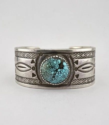 TONY GUERRO NAVAJO STERLING SILVER WEBBED TURQUOISE STAMPED CUFF BRACELET 114.9G (1 of 2)