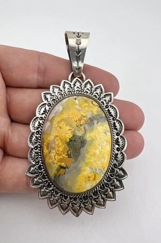 SUNSHINE REEVES NAVAJO STERLING SILVER BUMBLEBEE JASPER STAMPED PENDANT 3.75" (1 of 2)