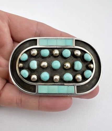 VTG JOBETH MAYES (MAIZE) STERLING SILVER ZUNI TURQUOISE FLUSH INLAY BUCKLE 3": Vtg Jobeth Mayes (Maize) Sterling Silver Zuni Turquoise Flush Inlay Buckle 3" Size: Around 3" Wide By 1 3/4" Tall Weight is 37.0 Grams on my scale Metal: Sterling Silver Amazing Flush Inlay Natural Tu