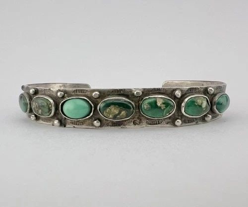ANTIQUE EARLY 1930S NAVAJO COIN SILVER CERRILLOS TURQUOISE STAMPED CUFF BRACELET: ANTIQUE EARLY 1930S NAVAJO COIN SILVER CERRILLOS TURQUOISE STAMPED CUFF BRACELET Antique Early 1930s Navajo Coin Silver Cerrillos Turquoise Stamped Cuff Bracelet Cuff is Slightly Over 5 1/2" tip to Ti