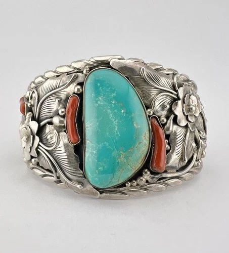 HUGE VTG NAVAJO STERLING SILVER FOX TURQUOISE CORAL STAMPED CUFF BRACELET 76.5G (1 of 2)