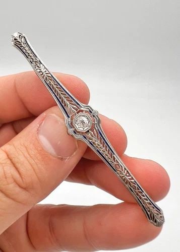 ANTIQUE ART DECO 14K GOLD PLATINUM TOP .12CT DIAMOND FILIGREE PIN BROOCH 2 7/8": ANTIQUE ART DECO 14K GOLD PLATINUM TOP .12CT DIAMOND FILIGREE PIN BROOCH 2 7/8" Antique Art Deco 14k Gold Platinum Top .12ct Diamond Filigree Pin Brooch 2 7/8" Size: 2 7/8" Wide By Just Under 1/2" Tal