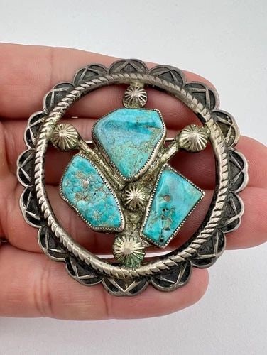 VTG ZUNI HORACE LULE? SILVER NATURAL TURQUOISE PIN BROOCH 2.25" (1 of 2)