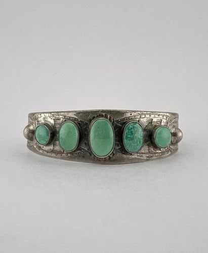 OLD PAWN NAVAJO STERLING SILVER CERRILLOS TURQUOISE STAMPED CUFF BRACELET 27G: OLD PAWN NAVAJO STERLING SILVER CERRILLOS TURQUOISE STAMPED CUFF BRACELET 27G OLD Pawn Navajo Sterling Silver Cerrillos Turquoise Stamped Cuff Bracelet 27g Cuff is Just Over 5 1/4" tip to Tip and has 