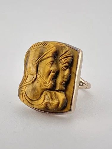 ANTIQUE VICTORIAN 10K ROSE GOLD CARVED TIGERS EYE INTAGLIO WOMEN'S RING 5.5G: ANTIQUE VICTORIAN 10K ROSE GOLD CARVED TIGERS EYE INTAGLIO WOMEN'S RING 5.5G Antique Victorian 10k Rose Gold Carved Tigers Eye Intaglio Women's Ring 5.5g Ring Size 5.5 - Can Be Resized Weight is 5.5 G