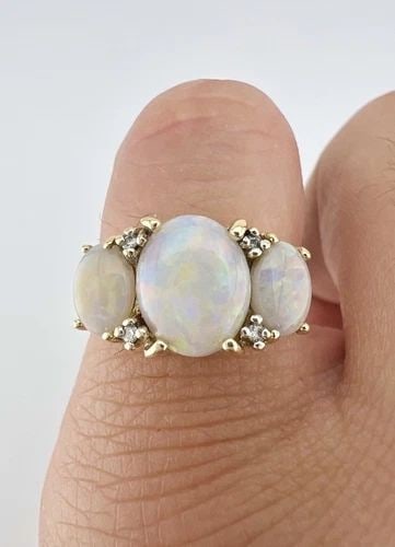 DESIGNER 14K YELLOW GOLD NATURAL AUSTRALIAN FIRE OPAL & DIAMOND 3 STONE RING (1 of 2)