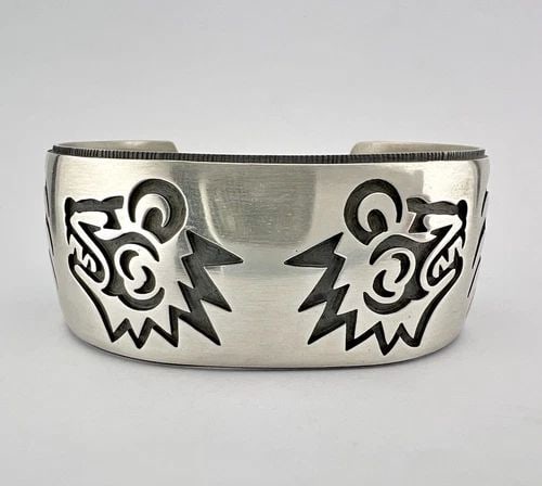 VTG NATHAN FRED JR. HOPI STERLING SILVER BEAR CLAW & HEAD OVERLAY CUFF BRACELET (1 of 2)