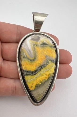 HUGE 3.75" CHIMNEY BUTTE NAVAJO STERLING SILVER BUMBLEBEE JASPER STAMPED PENDANT (1 of 2)