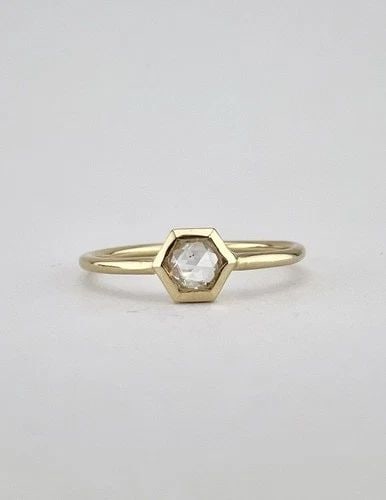 DESIGNER 14K ROSE GOLD OCTAGON OLD ROSE CUT DIAMOND CONTEMPORARY BAND RING: Designer 14K Rose Gold Octagon Old Rose Cut Diamond Contemporary Band Ring Ring Size: 7 - Can Be Resized Weight is 1.3 Grams on my scale Metal: 14k Rose Gold - Tested Amazing High Quality 3.75mm Octag