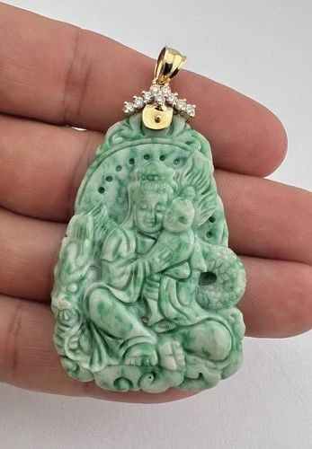VINTAGE CHINESE 14K YELLOW GOLD & DIAMOND CARVED GODDESS GREEN JADE PENDANT 2.5": VINTAGE CHINESE 14K YELLOW GOLD & DIAMOND CARVED GODDESS GREEN JADE PENDANT 2.5" Vintage Chinese 14k Yellow Gold & Diamond Carved Goddess Green Jade Pendant 2.5" Size: 2 1/2" Tall With Bail by Over 1 