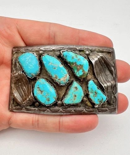 VINTAGE EARLY NAVAJO STERLING SILVER BLUE TURQUOISE CAST BELT BUCKLE 3" -82.6G: VINTAGE EARLY NAVAJO STERLING SILVER BLUE TURQUOISE CAST BELT BUCKLE 3" -82.6G Vintage Early Navajo Sterling Silver Blue Turquoise Cast Belt Buckle 3" -82.6g Size: 3" Wide By 1 7/8" Tall Weight is 82.