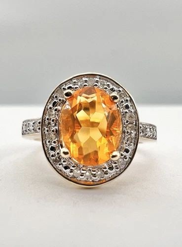 14K YELLOW GOLD NATURAL 1.25CT MANDARIN ORANGE CITRINE & PAVE DIAMOND HALO RING: 14K YELLOW GOLD NATURAL 1.25CT MANDARIN ORANGE CITRINE & PAVE DIAMOND HALO RING Designer 14k Yellow Gold Natural 1.25ct Mandarin Orange Citrine & Pave Diamond Halo Ring Size: 6 - Can be Resized With O