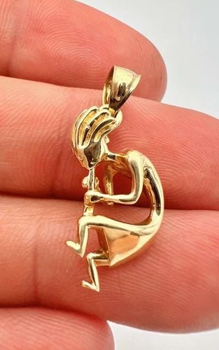 VINTAGE 14K YELLOW GOLD KOKOPELLI DEITY FLUTE PLAYER DANGLE PENDANT 2.8G (1 of 2)