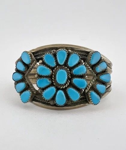 VINTAGE NAVAJO STERLING SILVER PETIT POINT TURQUOISE CLUSTER CUFF BRACELET 46.6G (1 of 2)