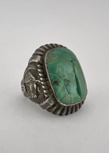 OLD NAVAJO INGOT STERLING SILVER DARK GREEN TURQUOISE HORSE MEN'S RING 19.5G: OLD NAVAJO INGOT STERLING SILVER DARK GREEN TURQUOISE HORSE MEN'S RING 19.5G OLD NAVAJO INGOT STERLING SILVER DARK GREEN TURQUOISE HORSE MEN'S RING 19.5g Current Ring Size: 8 (But Shank Is Slightly Be