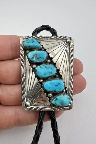 VINTAGE NAVAJO STERLING SILVER SLEEPING BEAUTY TURQUOISE STAMPED BOLO TIE 2.25": VINTAGE NAVAJO STERLING SILVER SLEEPING BEAUTY TURQUOISE STAMPED BOLO TIE 2.25" Vintage Navajo Sterling Silver Sleeping Beauty Turquoise Stamped Bolo Tie 2.25" Size: Slightly Over 2 1/4" Tall by Over 