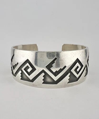 VINTAGE HOPI CASEY CUCH STERLING SILVER TRIBAL WIDE CUFF BRACELET 67.6G (1 of 2)