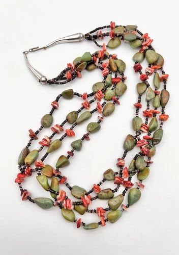 SANTO DOMINGO KEWA ROYSTON TURQUOISE & SPINY OYSTER HEISHI 4 STRAND NECKLACE 26": SANTO DOMINGO KEWA ROYSTON TURQUOISE & SPINY OYSTER HEISHI 4 STRAND NECKLACE 26" Santo Domingo Kewa Royston Turquoise & Spiny Oyster Heishi 4 Strand Necklace 26" The Stones are From 2mm to 12mm Wide N
