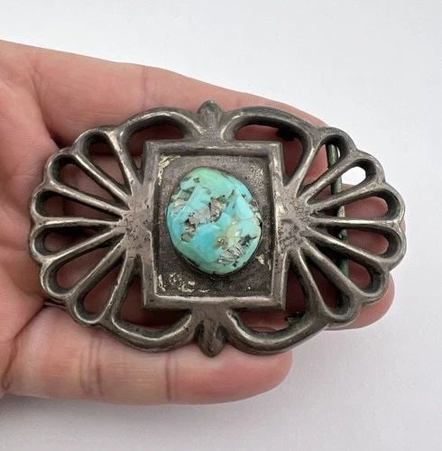 VTG NAVAJO SANDCAST STERLING SILVER NATURAL TURQUOISE BELT BUCKLE 3.25"-60.4G: VTG NAVAJO SANDCAST STERLING SILVER NATURAL TURQUOISE BELT BUCKLE 3.25"-60.4G Vtg Navajo Sandcast Sterling Silver Natural Turquoise Belt Buckle 3.25"-60.4g Size: Around 3 1/4" Wide By 2 1/8" Tall In T