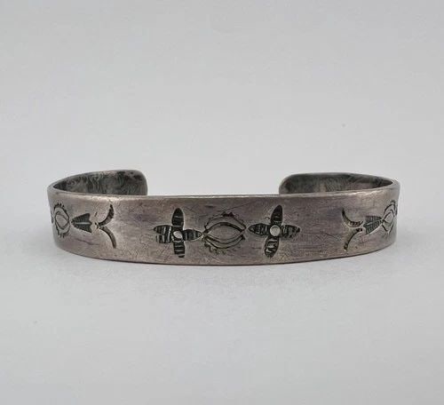 OLD PAWN 1930'S FRED HARVEY NAVAJO COIN SILVER HAND STAMPED CUFF BRACELET: OLD PAWN 1930'S FRED HARVEY NAVAJO COIN SILVER HAND STAMPED CUFF BRACELET OLD Pawn 1930's Fred Harvey Navajo Coin Silver Hand Stamped Cuff Bracelet Cuff is 4 7/8" tip to Tip and has an a Around 1 1/8"