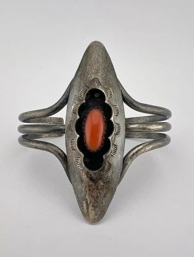 VINTAGE NAVAJO STERLING SILVER DEEP RED CORAL SHADOWBOX WIDE LONG CUFF BRACELET (1 of 2)