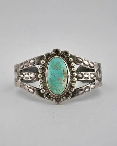 OLD FRED HARVEY NAVAJO STERLING SILVER CERRILLOS TURQUOISE STAMPED CUFF BRACELET: OLD FRED HARVEY NAVAJO STERLING SILVER CERRILLOS TURQUOISE STAMPED CUFF BRACELET OLD Fred Harvey Navajo Sterling Silver Cerrillos Turquoise Stamped Cuff Bracelet Cuff is 5 1/4" tip to Tip and has a 1 