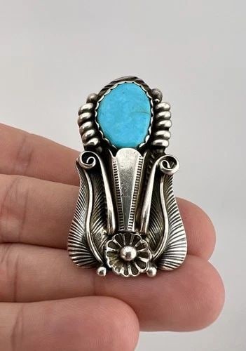 HUGE VTG NAVAJO STERLING SILVER TURQUOISE DETAILED STAMPED BLOSSOM RING 2": HUGE Vtg Navajo Sterling Silver Turquoise Detailed Stamped Blossom Ring 2" Ring Size: 8.25 - Can Be Resized Weight is 17.6 Grams on my scale Metal: Sterling Silver Ring is 2" Tall In the Center Amazin