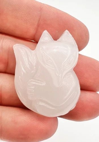 ANTIQUE CHINESE CARVED FOX MUTTON FAT WHITE CELADON HETIAN JADE PENDANT (1 of 2)
